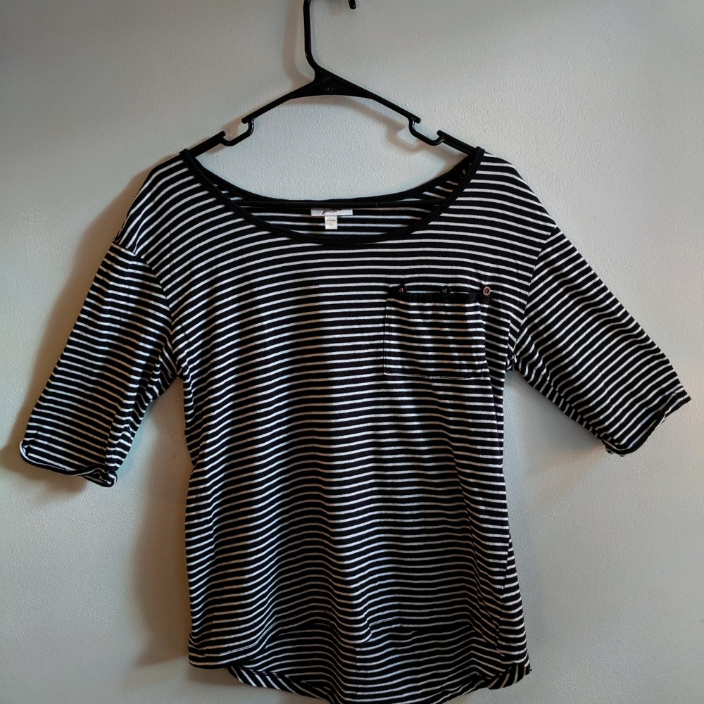 Black and White Striped Quarter Length Sleeve